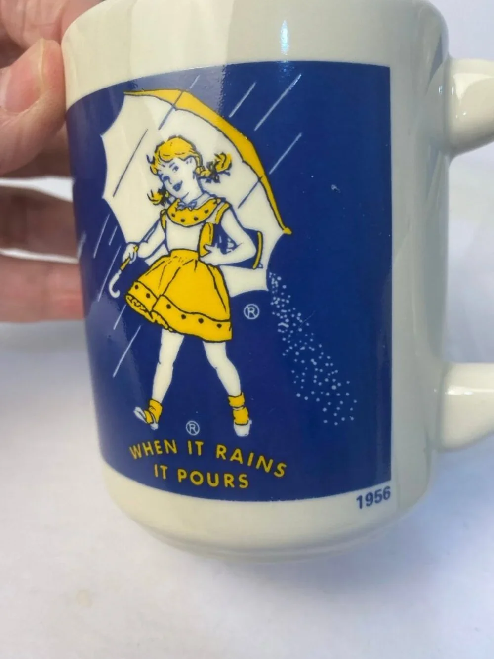 Vintage Morton Salt 7 Pc Ceramic Set - 4 Mugs, Lidded Sugar Bowl & Creamer Japan